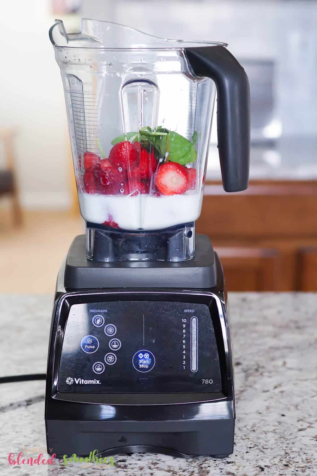 How To Make A Strawberry Spinach Smoothie